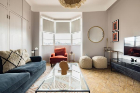 The West End Penthouse - 4BDR with Views, London